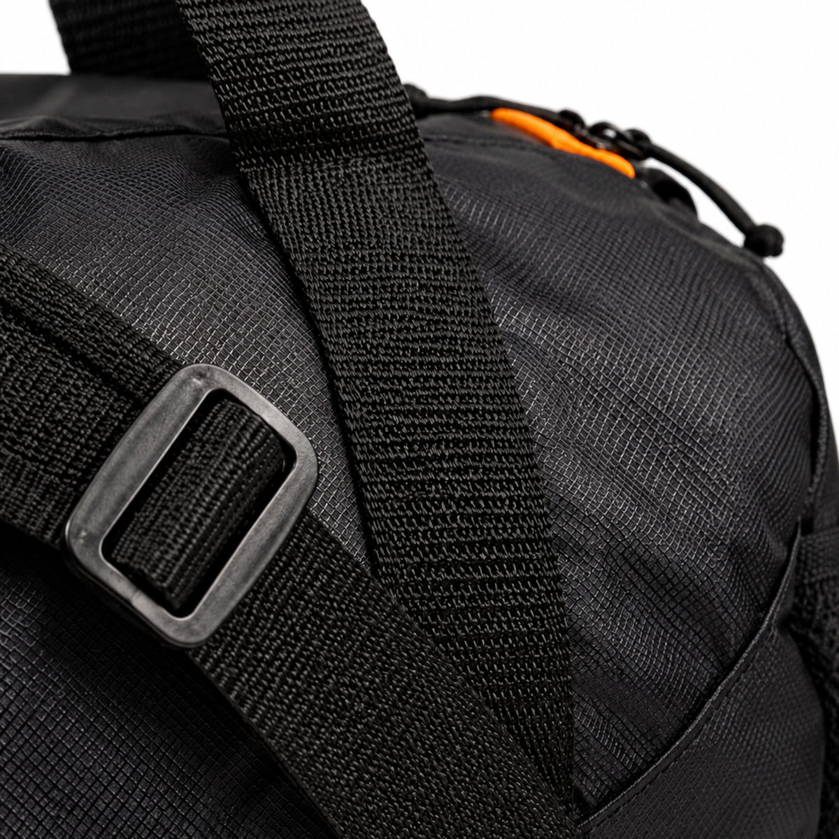 CAPTAIN 02 DUFFLE BAG