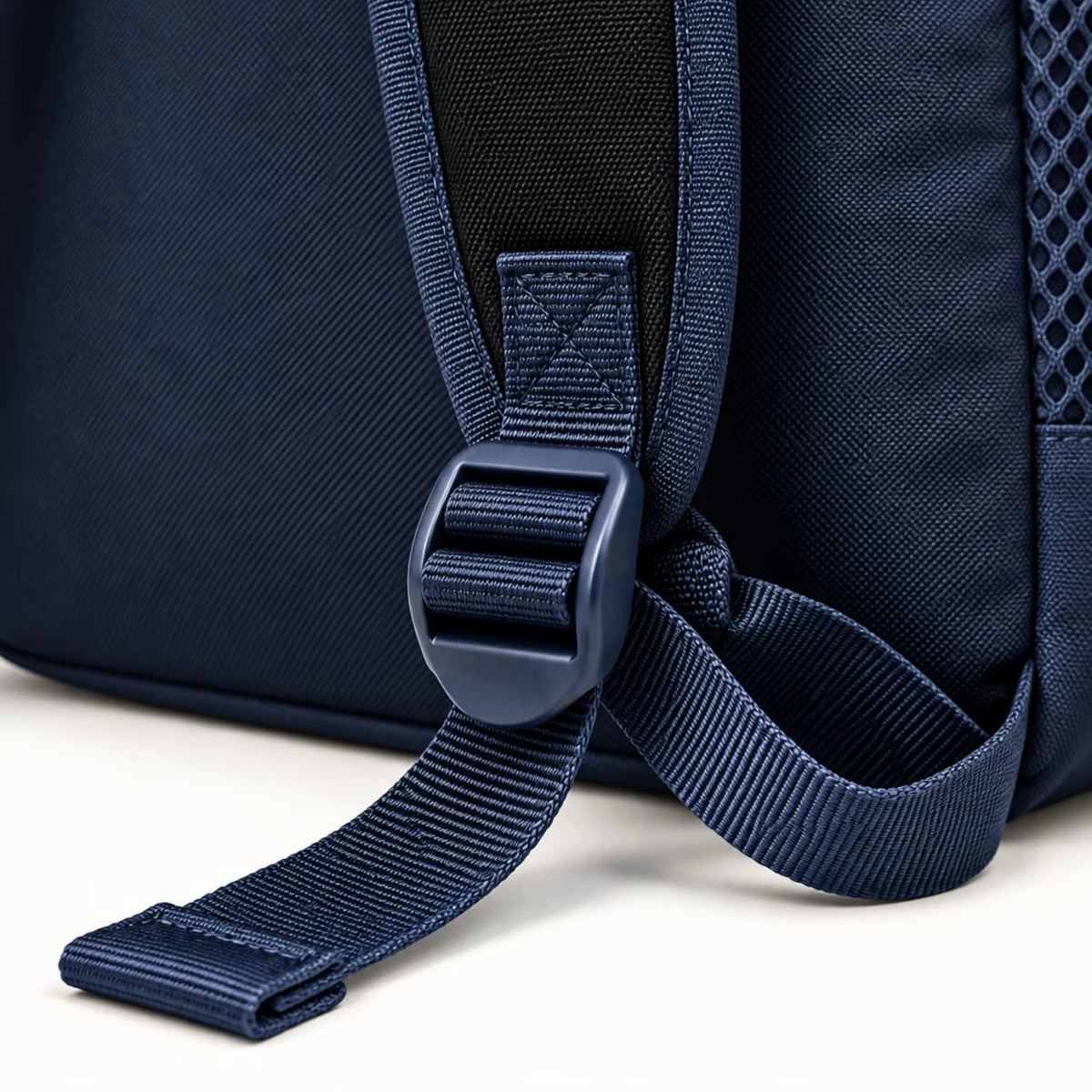 CAPTAIN 07-15 LTR BAG